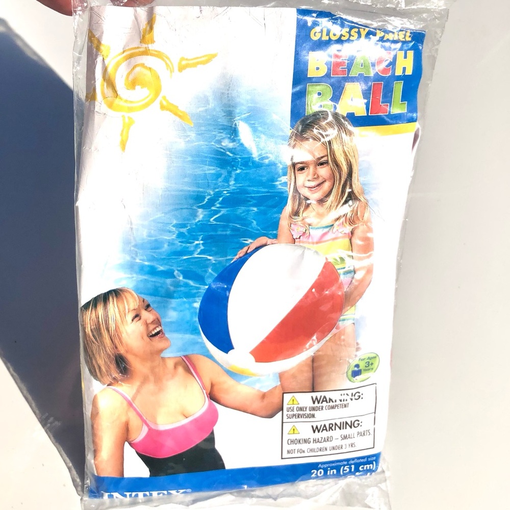 Intex Beach Ball Classic Look 20 Inch Diameter